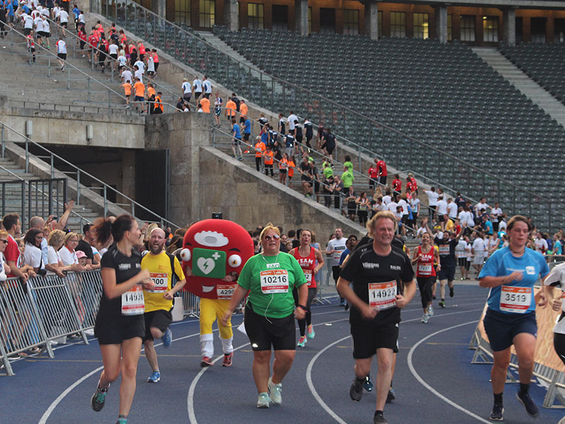 Schocki und ASB-Runner beim Zieleinlauf.